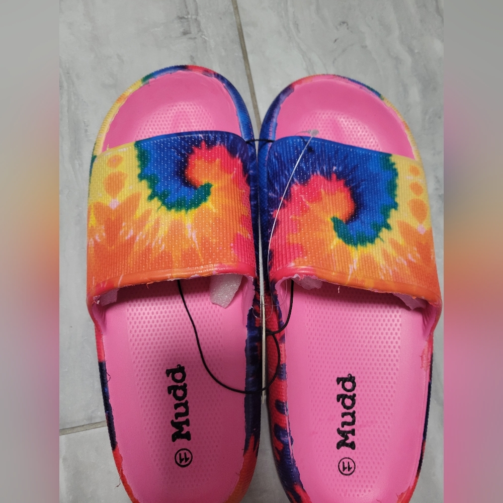 Mudd Aloha Women Fuchsia Tie-Dye Slide Sandals - Pink and Orange Size 11